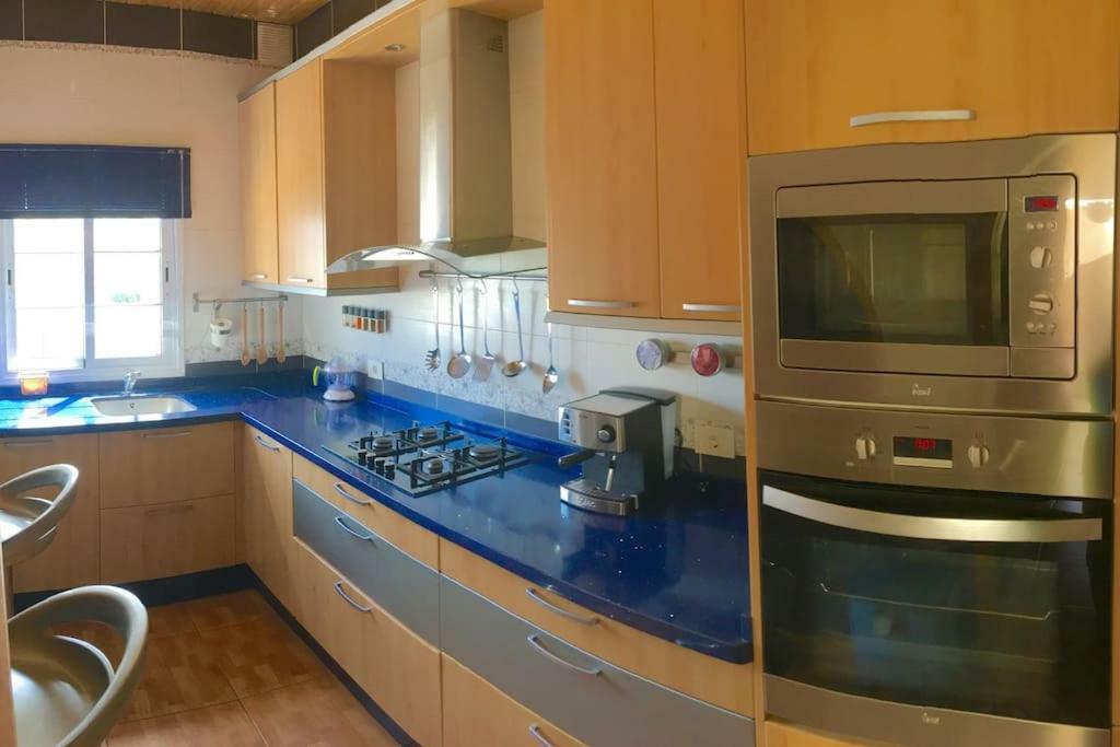 Villa Blanca Tenerife - Private Rooms - Terrace And Bbq, 5 Minutes From The Beach And Airport San Isidro  Ngoại thất bức ảnh